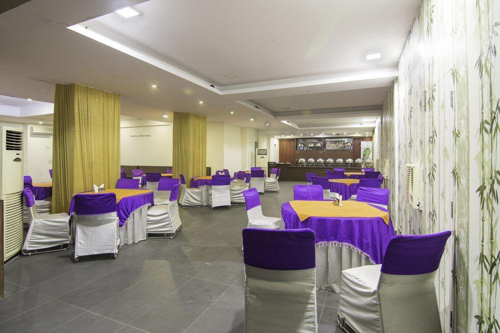 Hotel Treebo Palm Tree Palam Vihar Gurgáon Exteriér fotografie